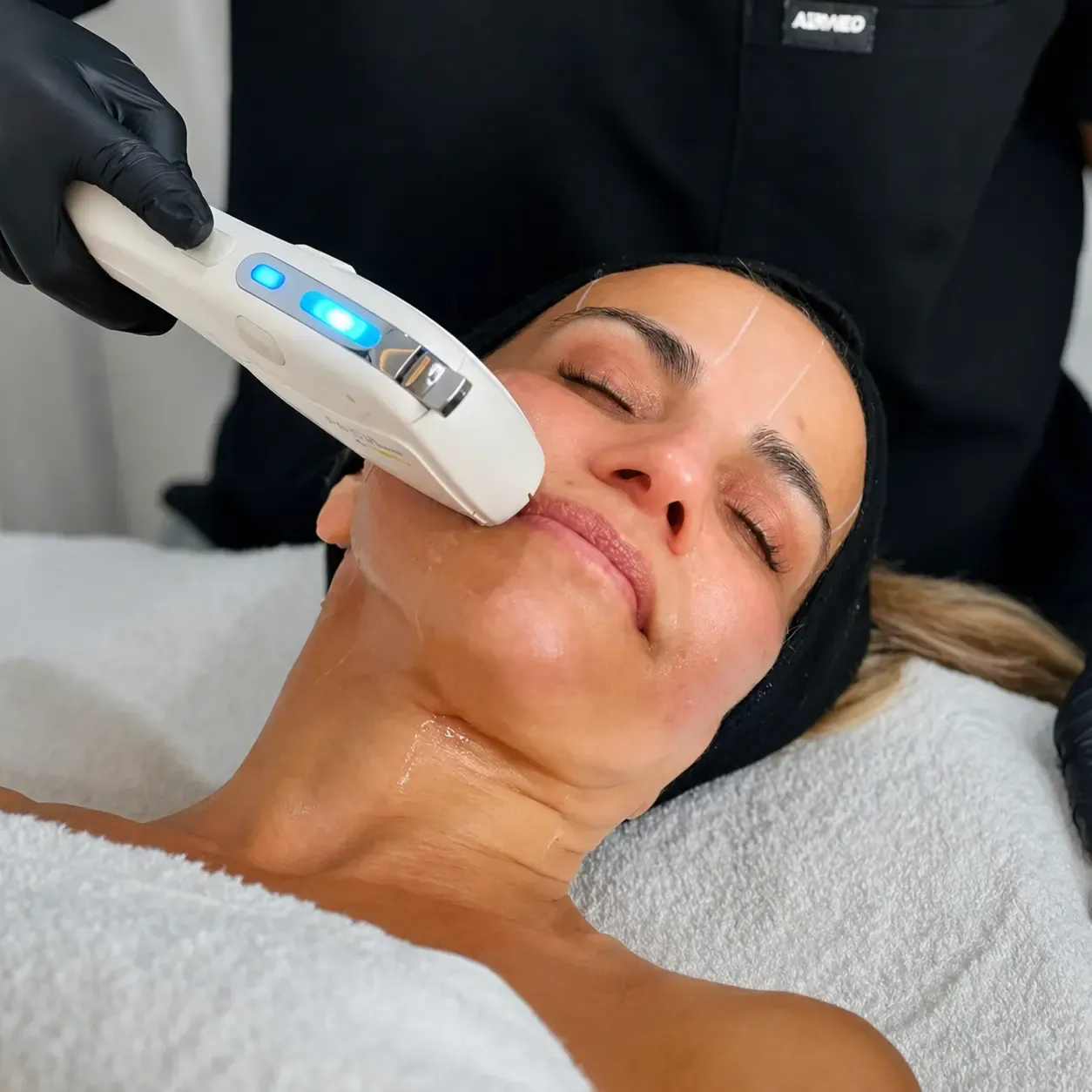Focus Dual® HIFU Non-Surgical Facelift & Body Contouring